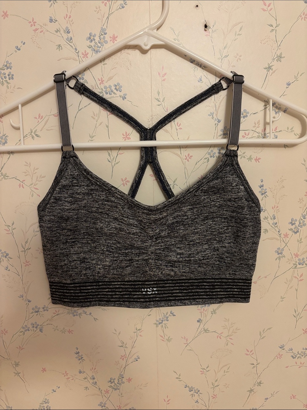 Victoria's Secret Gray Heather Strappy Sports Bral